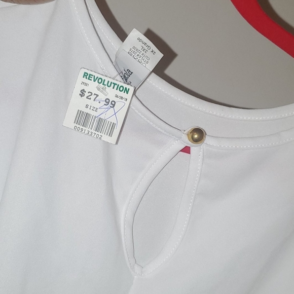 Dress - Picture 3 of 3